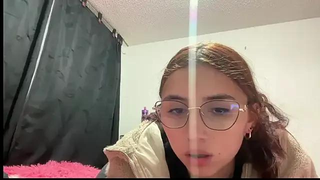 Explore our live girls sluts from our Custom and Multi clubs and checkout exclusive access to highly interactive content, such as shape, hair, titties, pussy type and many more.
