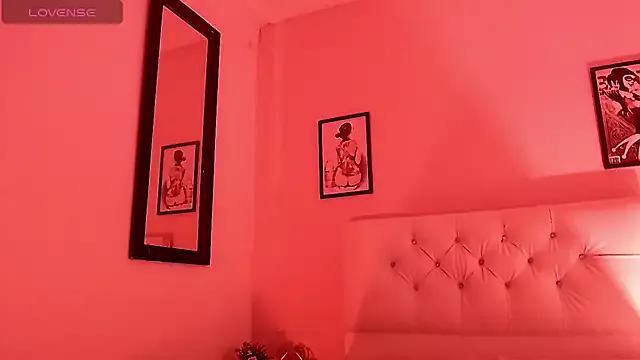 _tthalia_ from StripChat