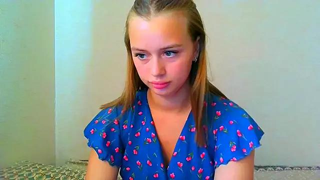 _tulipI8_Jess_beautiful from StripChat is Freechat