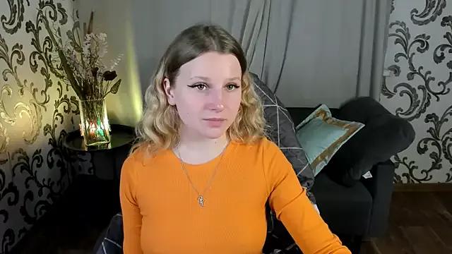 Explore our live girls sluts from our Custom and Multi clubs and checkout exclusive access to highly interactive content, such as shape, hair, titties, pussy type and many more.