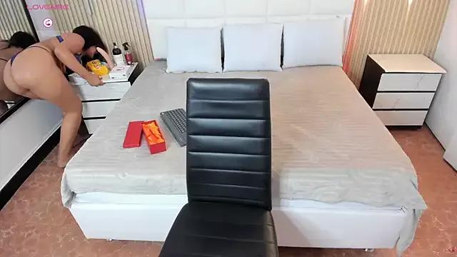 _violetta_santana from StripChat is Freechat