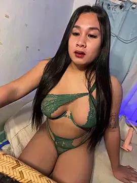 _Xiamara_ from StripChat is Freechat