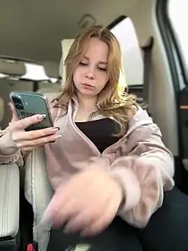 Explore our live girls sluts from our Custom and Multi clubs and checkout exclusive access to highly interactive content, such as shape, hair, titties, pussy type and many more.