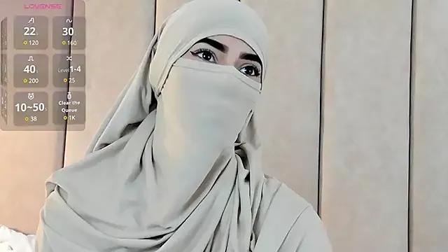 _Zahiira_ webcams show profile image 