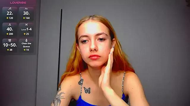 A_Karolina from StripChat