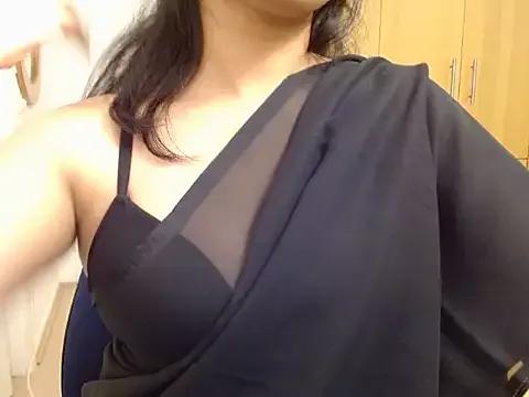 Aahna33 webcams show profile image 