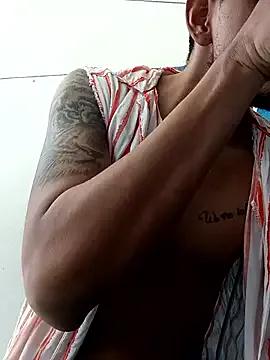 AAlexXxaaleejo from StripChat is Freechat