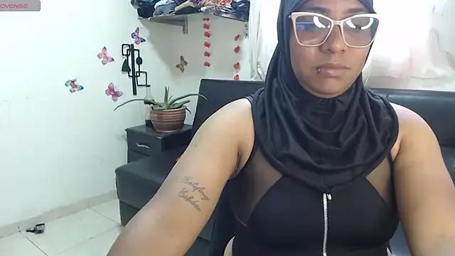 Aaliyah_brown from StripChat