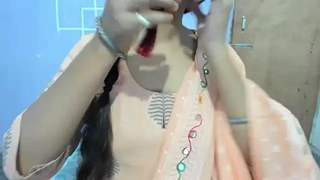 aarjulove from StripChat