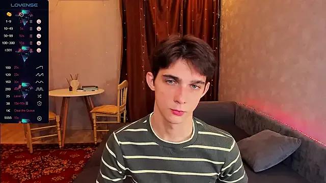 Aaron_Boom from StripChat