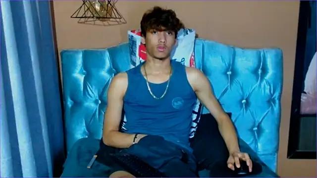 aaron_schott from StripChat