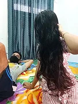 Aarzoo_Arman from StripChat