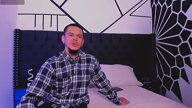 AbbyAndVincent from StripChat is Freechat