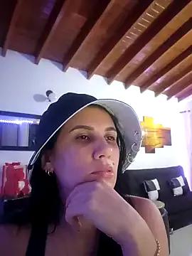 Explore our live girls sluts from our Custom and Multi clubs and checkout exclusive access to highly interactive content, such as shape, hair, titties, pussy type and many more.