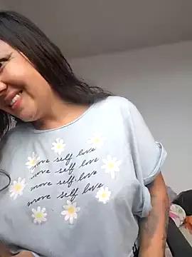 Abbyjoness21 from StripChat