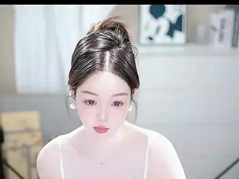 abbyli12 from StripChat