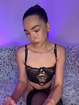 Explore our live girls sluts from our Custom and Multi clubs and checkout exclusive access to highly interactive content, such as shape, hair, titties, pussy type and many more.