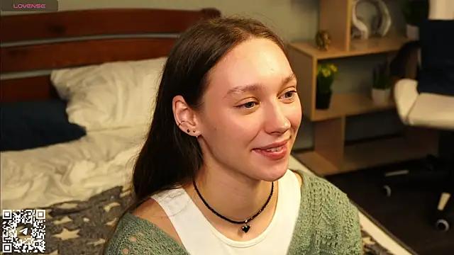 AccaCrago from StripChat