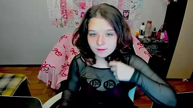 Explore our live girls sluts from our Custom and Multi clubs and checkout exclusive access to highly interactive content, such as shape, hair, titties, pussy type and many more.