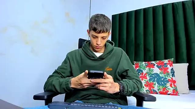 Adam_hard_ webcams show profile image 