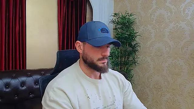 AdamJamesonn from StripChat