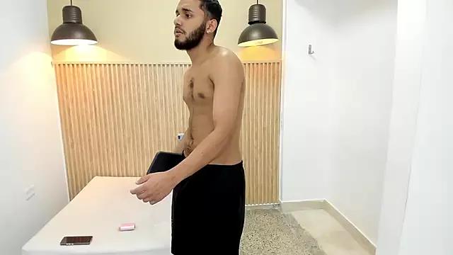 Adamss_23 webcams show profile image 