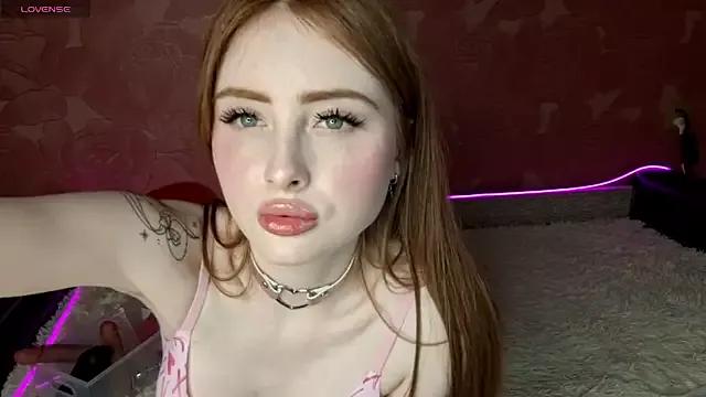 Explore our live girls sluts from our Custom and Multi clubs and checkout exclusive access to highly interactive content, such as shape, hair, titties, pussy type and many more.