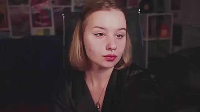 AdeleLoomis from StripChat is Freechat