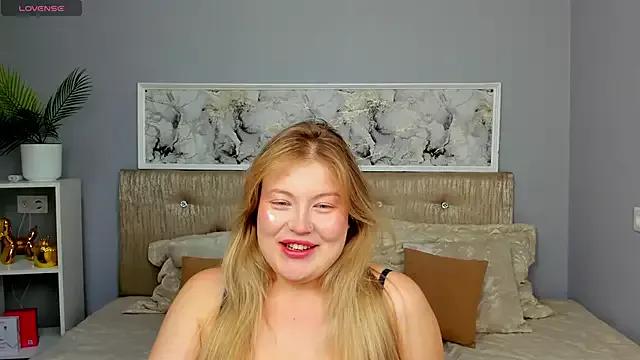 AdeleWeber from StripChat is Freechat