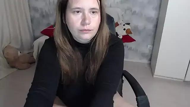 Explore our live girls sluts from our Custom and Multi clubs and checkout exclusive access to highly interactive content, such as shape, hair, titties, pussy type and many more.