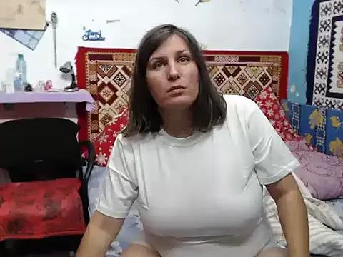 AdelineBlueEyes from StripChat is Freechat