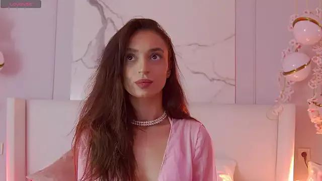 Explore our live girls sluts from our Custom and Multi clubs and checkout exclusive access to highly interactive content, such as shape, hair, titties, pussy type and many more.