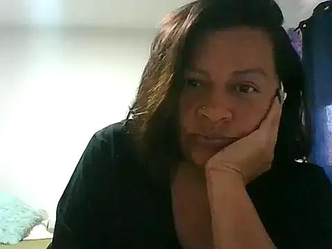 Adri89-g webcams show profile image 