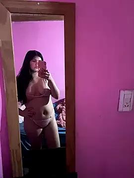 Adrrriaaannaa from StripChat