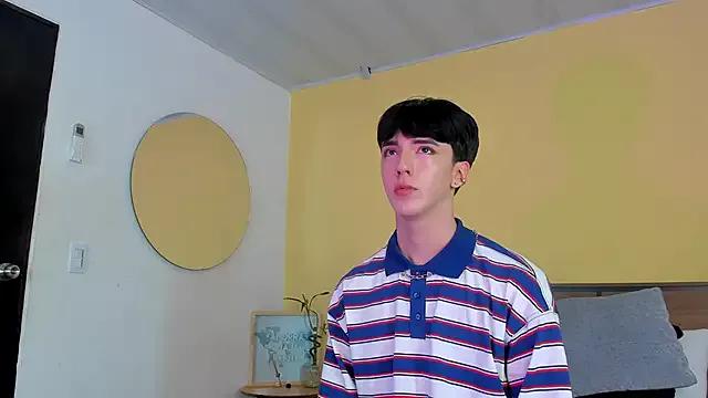 AerumChae webcams show profile image 