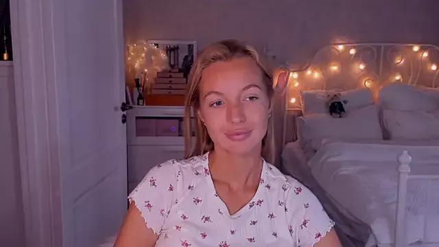 Aestetick webcams show profile image 