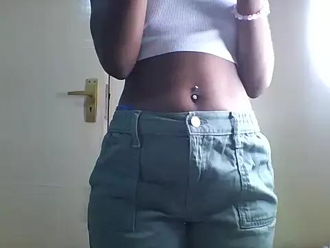 African-Dee webcams show profile image 