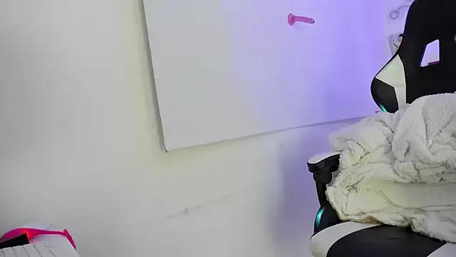 agaataa_ from StripChat
