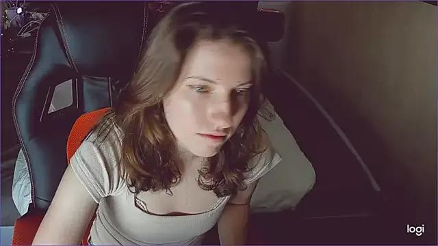 Agata_in_Wonderland from StripChat is Freechat