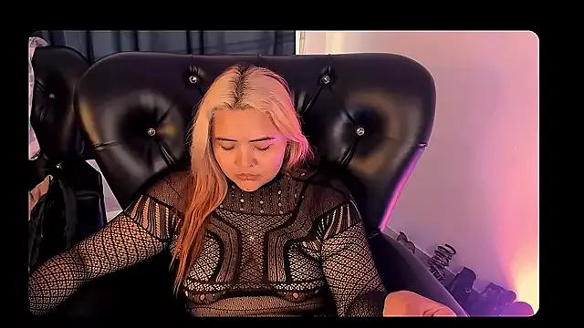 Agatha_humidity from StripChat