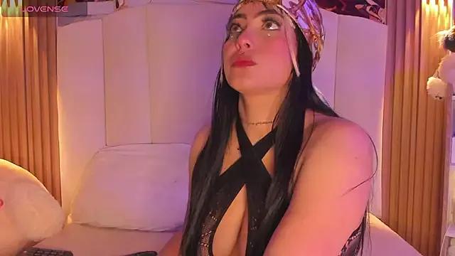AgathaAtenea from StripChat is Freechat