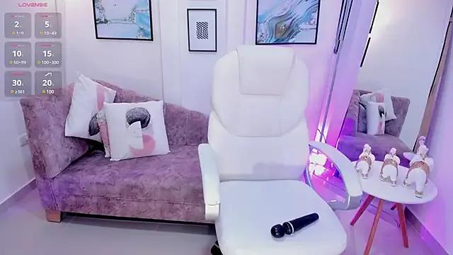 Aida_adams from StripChat