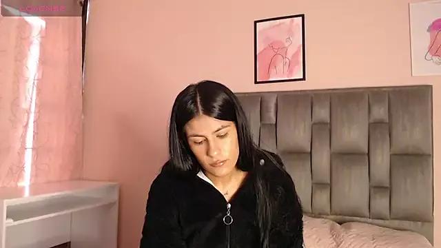 Aiilynn_ from StripChat