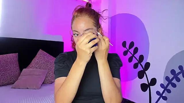 Aishaluna69 from StripChat is Freechat