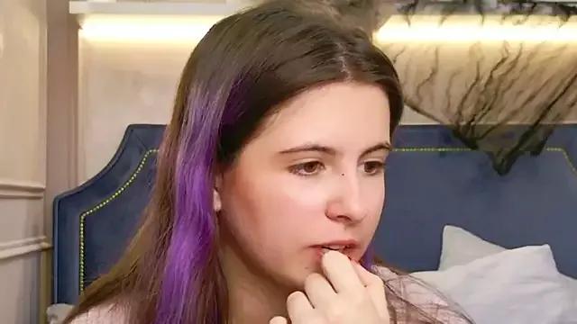 Explore our live girls sluts from our Custom and Multi clubs and checkout exclusive access to highly interactive content, such as shape, hair, titties, pussy type and many more.