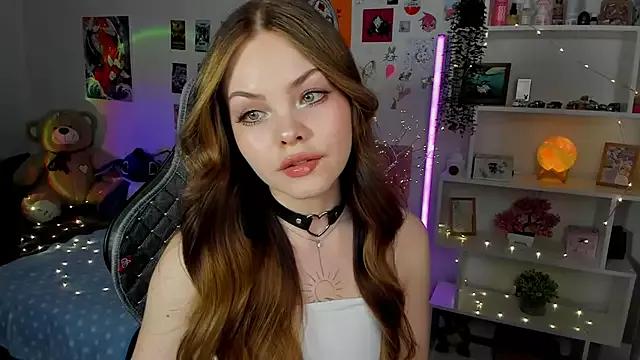 Explore our live girls sluts from our Custom and Multi clubs and checkout exclusive access to highly interactive content, such as shape, hair, titties, pussy type and many more.