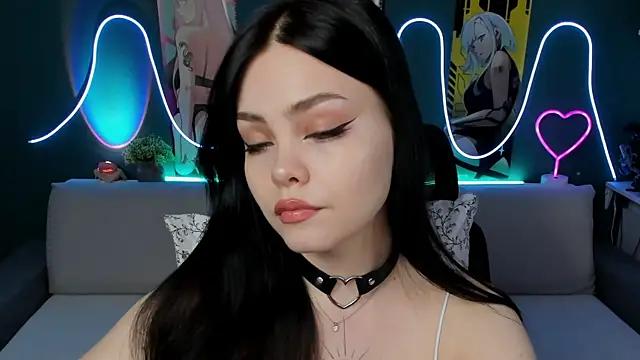 Explore our live girls sluts from our Custom and Multi clubs and checkout exclusive access to highly interactive content, such as shape, hair, titties, pussy type and many more.