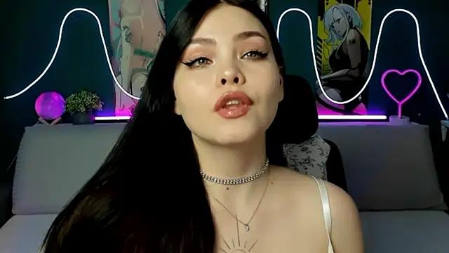 Explore our live girls sluts from our Custom and Multi clubs and checkout exclusive access to highly interactive content, such as shape, hair, titties, pussy type and many more.
