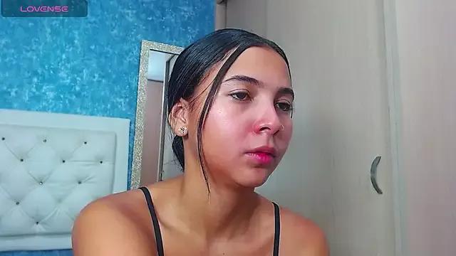 alaahia_leeee from StripChat