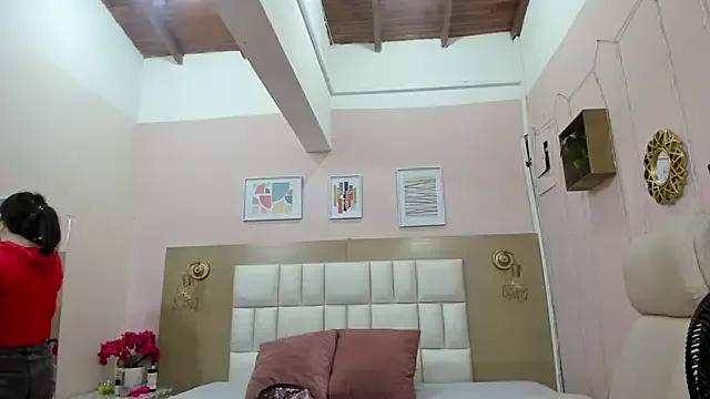 Alahia_Am from StripChat
